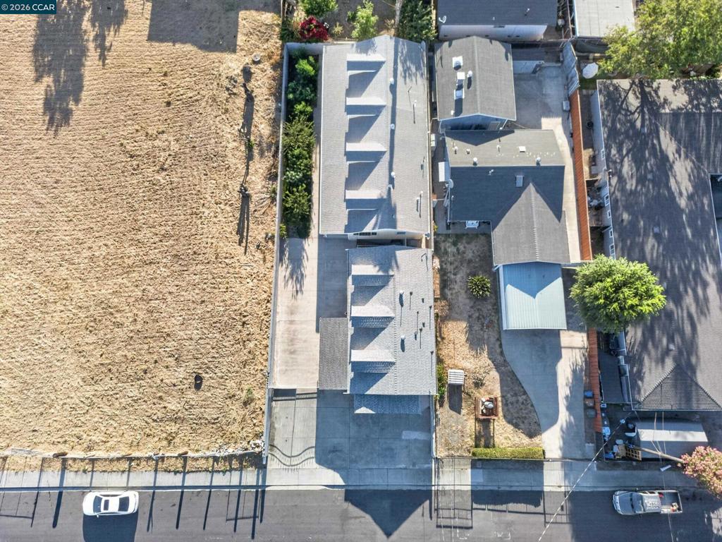 29 Solano Ave
