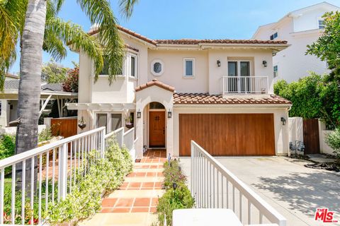 Photo of 16790 Marquez Avenue, Pacific Palisades, CA 90272 (MLS # 26785735)