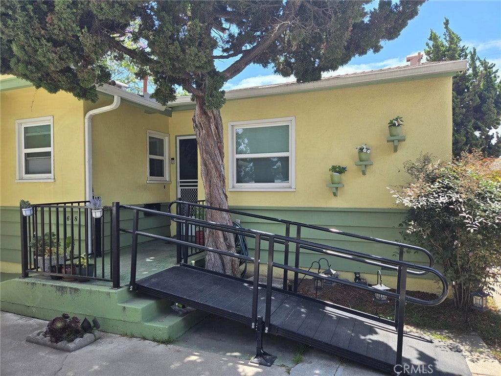 1668 W Wisteria