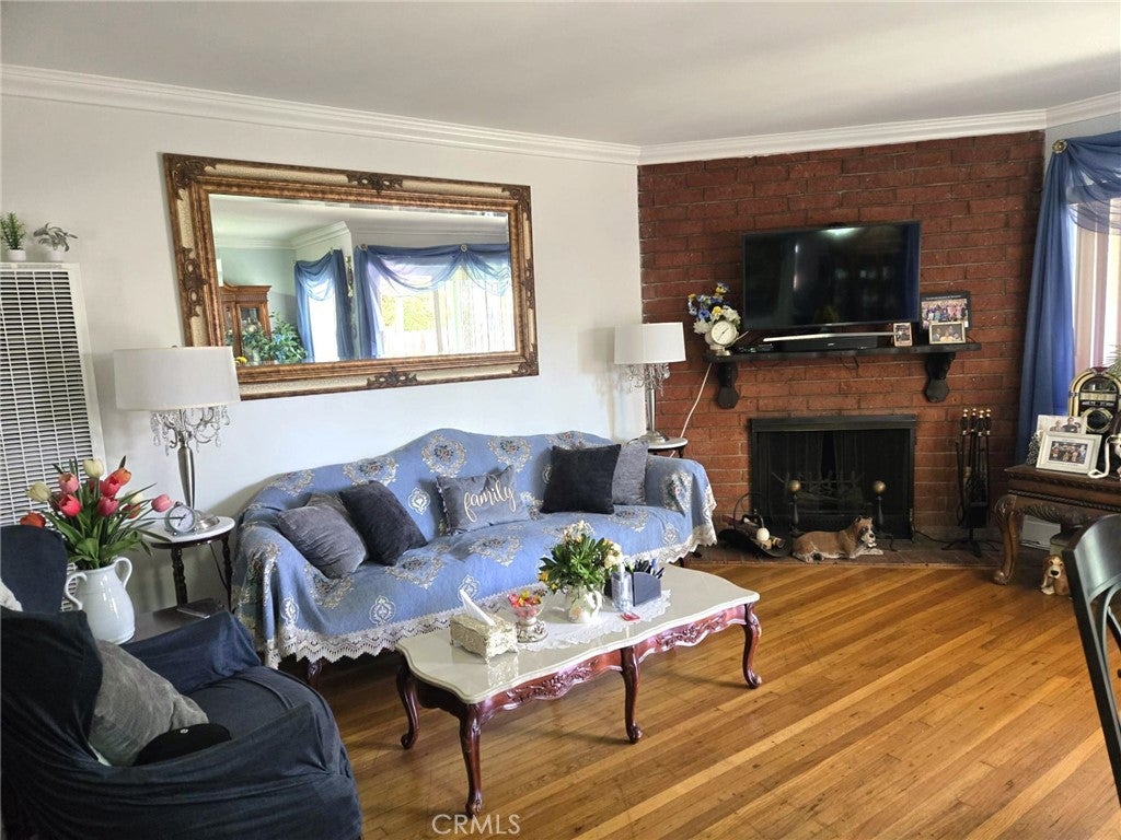 1668 W Wisteria