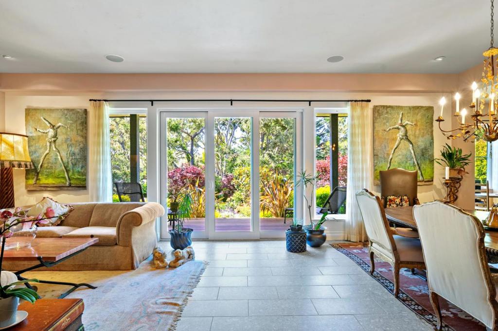 2892 Lasauen Road