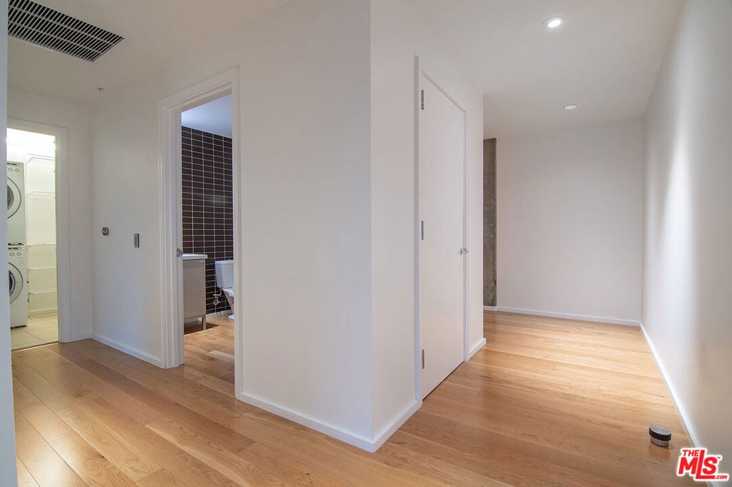 1155 S Grand Avenue 1511