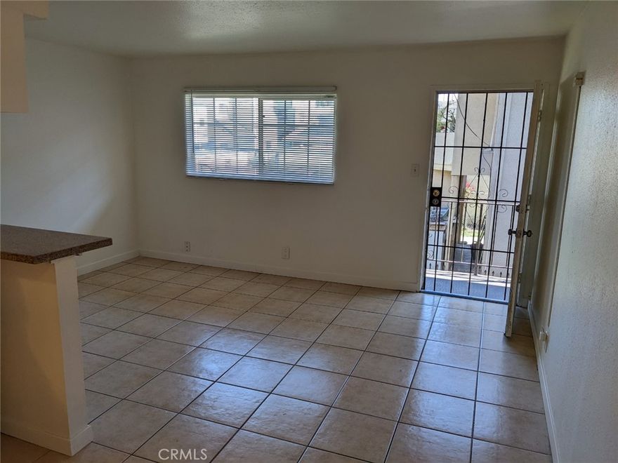 Cozy 1 bed/1 bath upper level apartment in the heart of Long Beach. Close proximity to stores, parks, and the Metro Blue line. Tile flooring the in kitchen, living room, & bathroom. Wood laminate flooring in the bedroom. Gated building with onsite laundry room. Landlords pay for water & trash; tenants pay for all other utilities. Pet friendly building. Service animals are welcome!
