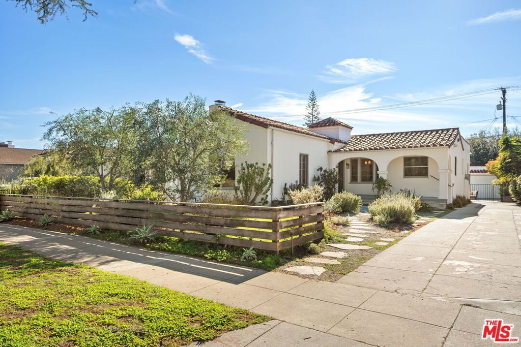 Photo of 4135 Lafayette Place, Culver City, CA 90232 (MLS # 26637607)