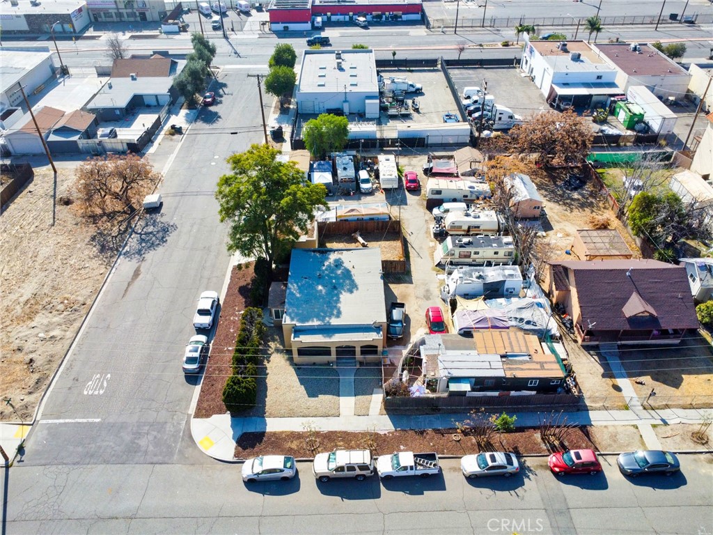 584 E H Street 1-11