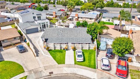 Photo of 525 W Woodcrest, Fullerton, CA 92832 (MLS # PW26072637)