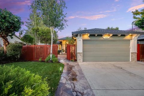 Photo of 164 N 3rd Street, Campbell, CA 95008 (MLS # ML82052422)
