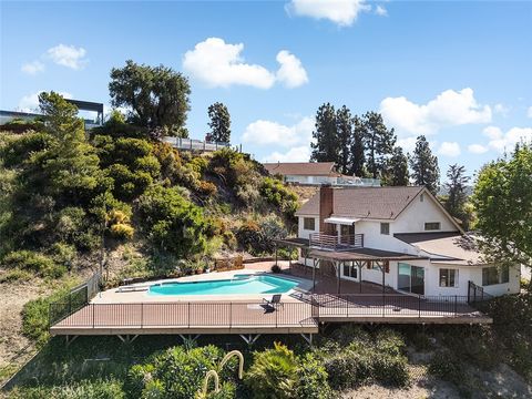 Photo of 2015 Parcher Pl, Glendale, CA 91206 (MLS # GD26062607)