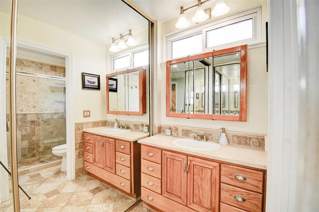 26701 Valpariso, Mission Viejo CA 92691 - Photo 33