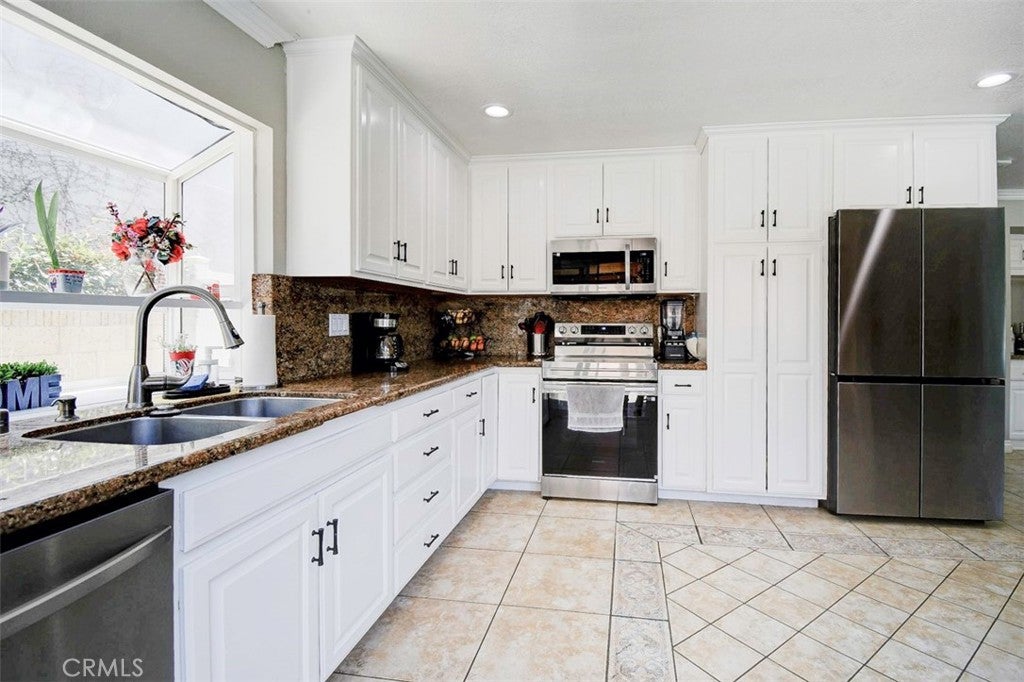26701 Valpariso, Mission Viejo CA 92691 - Photo 25