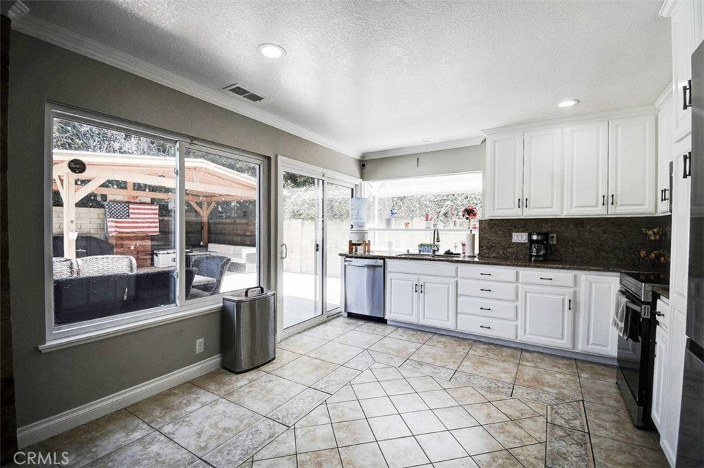 26701 Valpariso, Mission Viejo CA 92691 - Photo 13