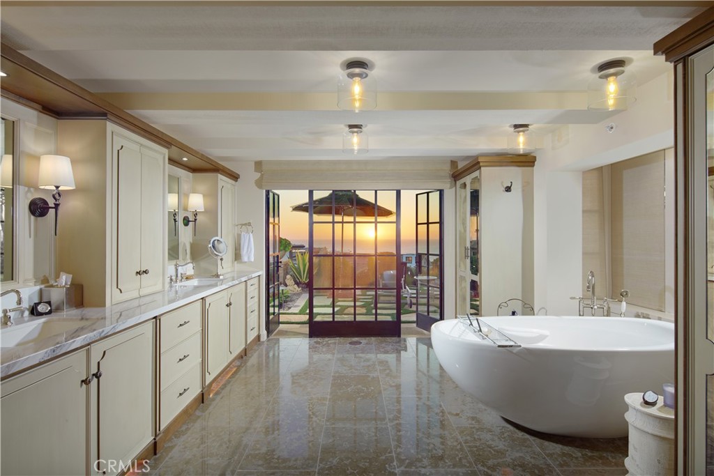 The Strand at Headlands (STRN) - Residential