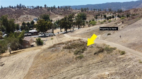 Photo of 32 Robertson St, Lake Elsinore, CA 92530 (MLS # IG26230515)