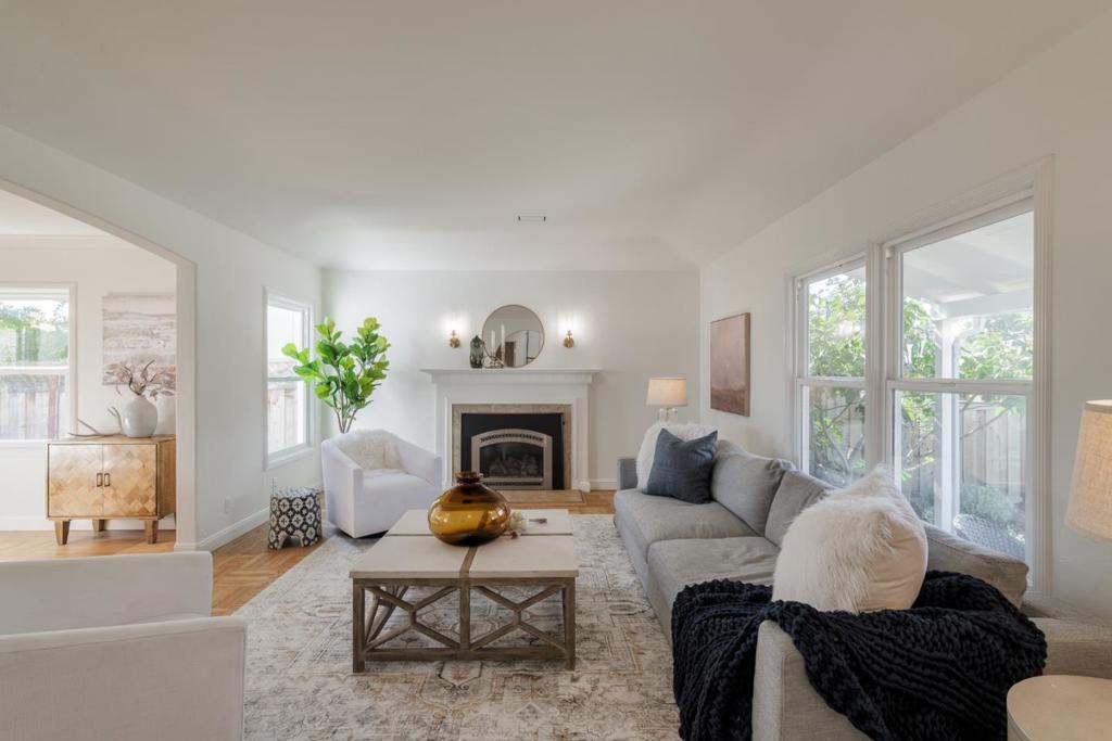 Properties 3 1435 Nadina Street