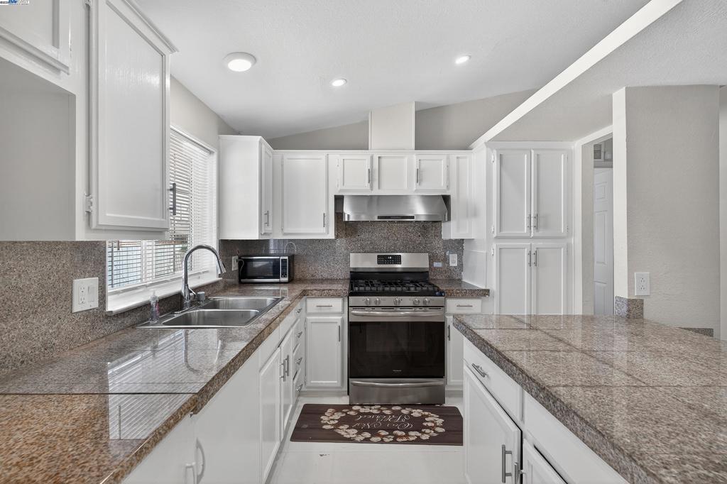 SOUTH RICHMOND - Residential