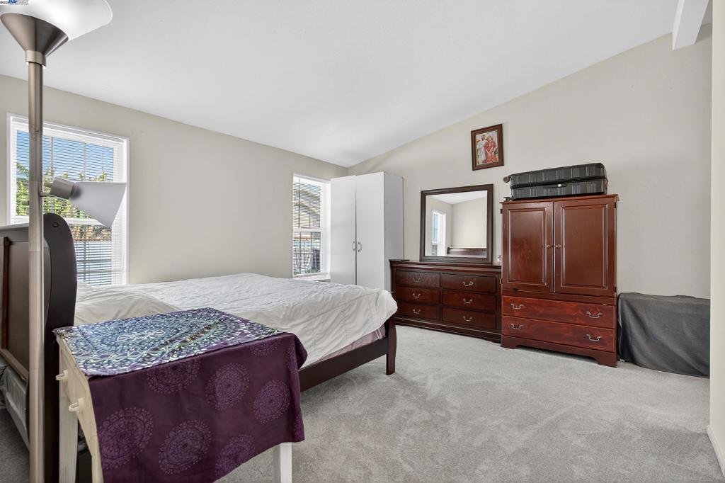SOUTH RICHMOND - Residential