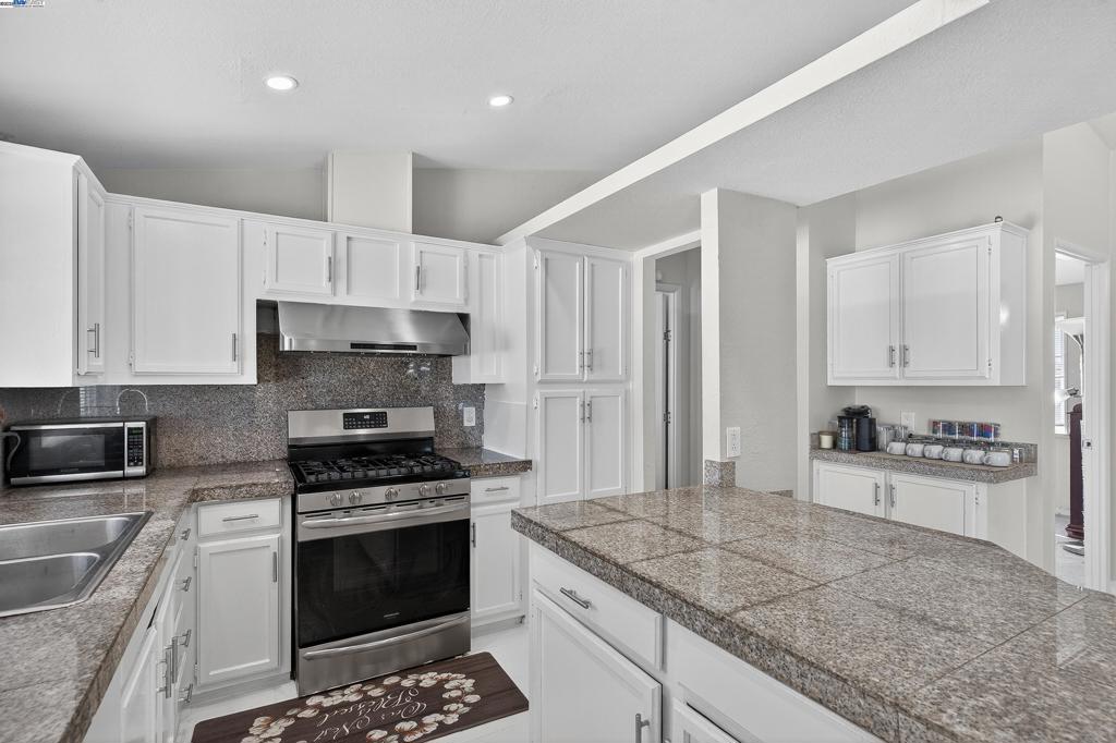 SOUTH RICHMOND - Residential