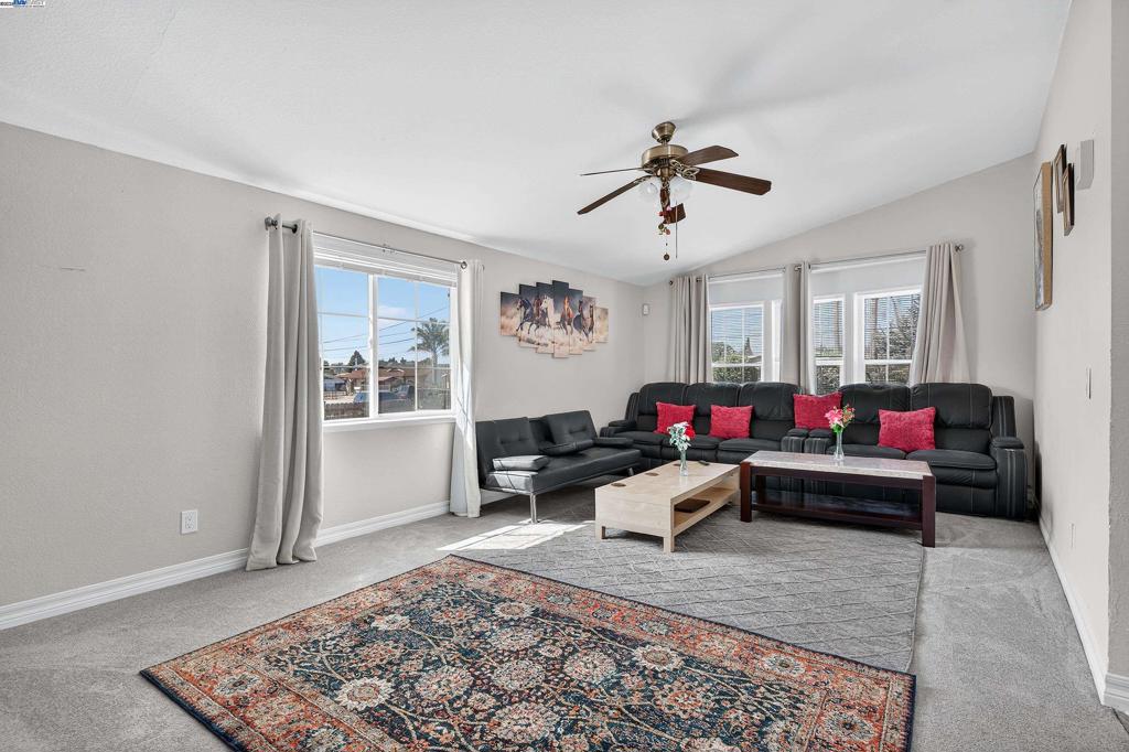 SOUTH RICHMOND - Residential