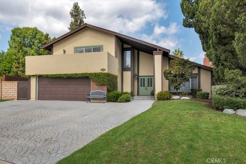 Photo of 7712 Marlborough Court, West Hills, CA 91304 (MLS # SR25217539) Photo of 7712 Marlborough Court, West Hills, CA 91304 (MLS # SR25217539)