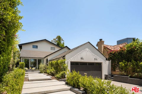 Tiny photo for 4034 Denny Avenue, Studio City, CA 91604 (MLS # 26861967)