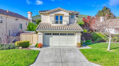 Photo of 19367 Acclaim Drive, Salinas, CA 93908 (MLS # ML82030918)