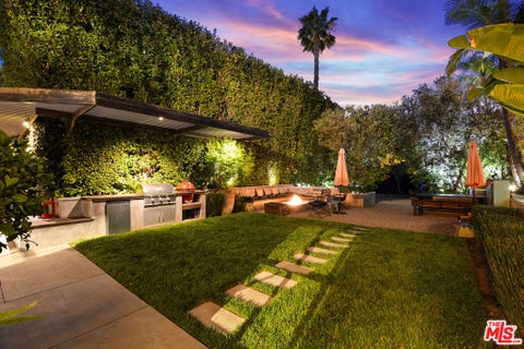 Photo of 6717 Whitley Terrace, Los Angeles, CA 90068 (MLS # 26757271)