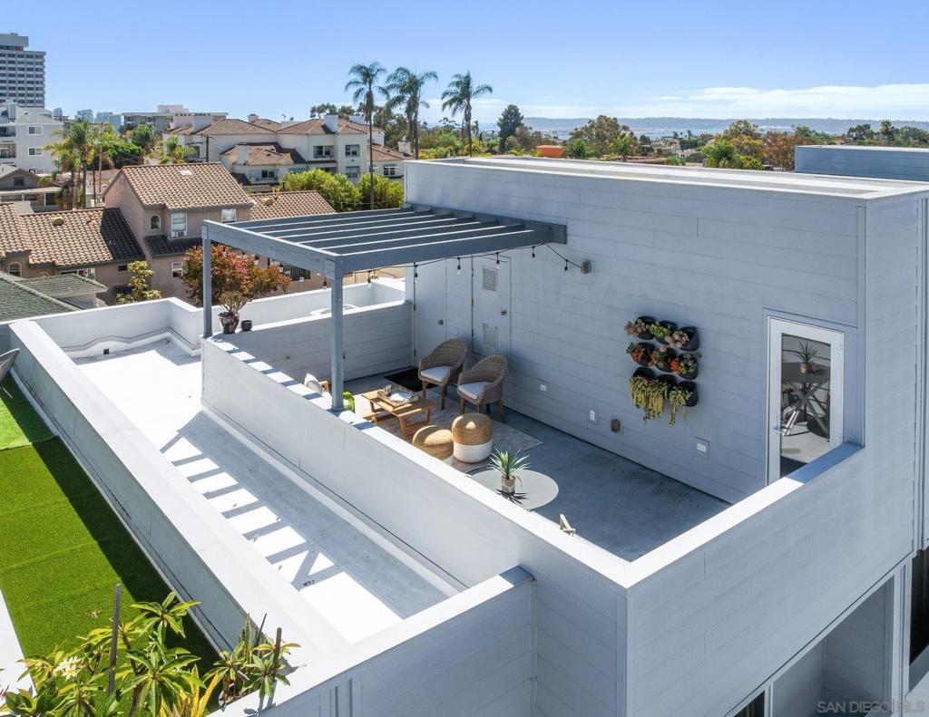 Hillcrest - Residential