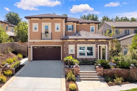 11 Goldenrod Lake Forest CA 92630