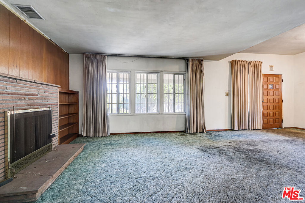 809 E Marshall Street