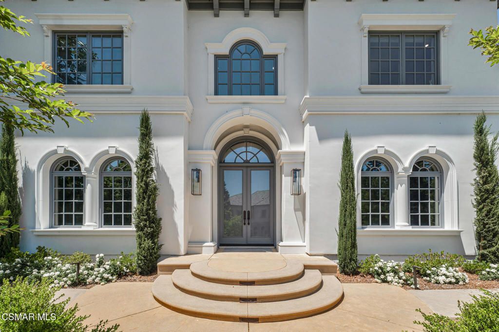 Photo of 2259 Melford Court, Westlake Village, CA 91361 (MLS # 226000257)