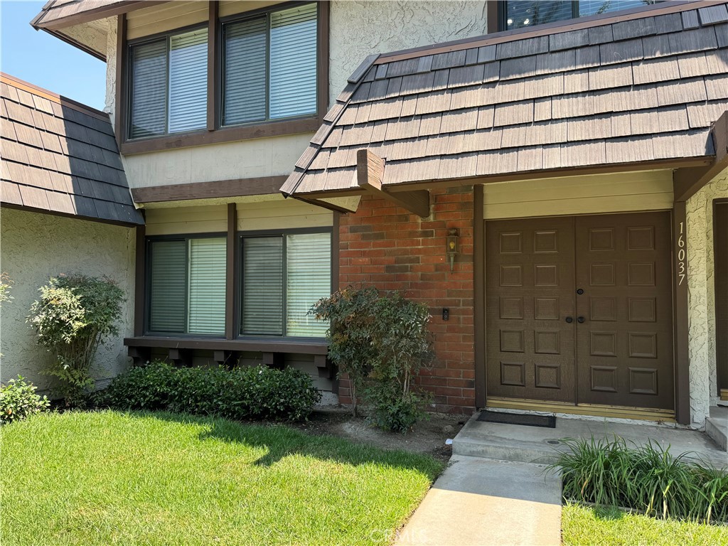 16037 Sugarpine Lane