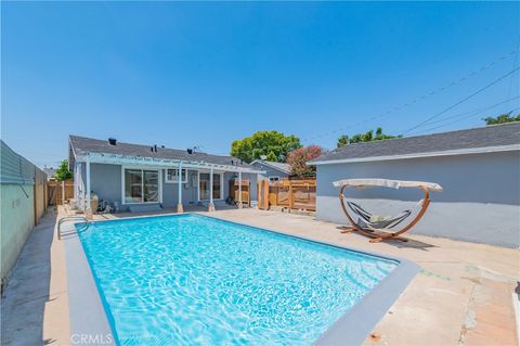 21022 Hawaiian Avenue Lakewood CA 90715