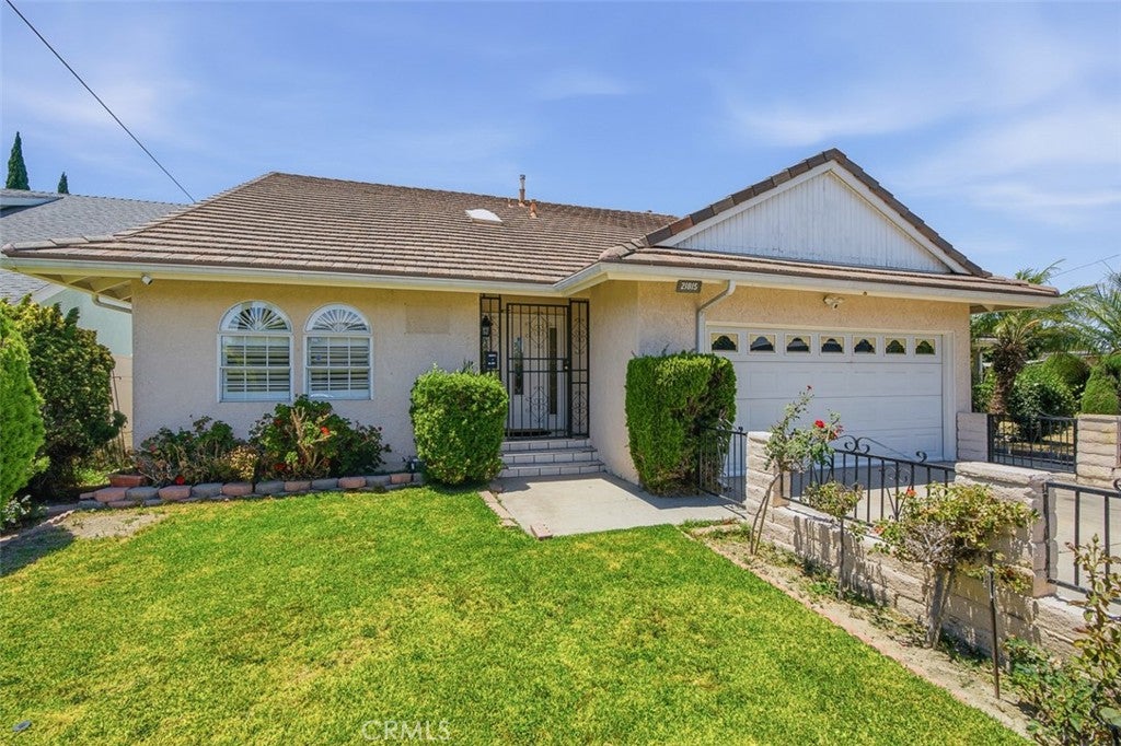 21815 Martin ST