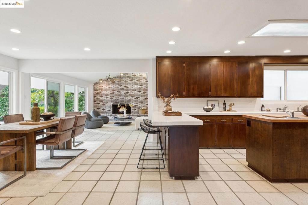 SEQUOYAH - Residential