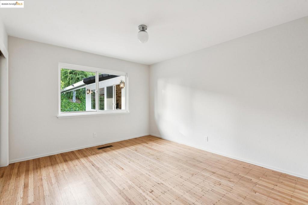 SEQUOYAH - Residential