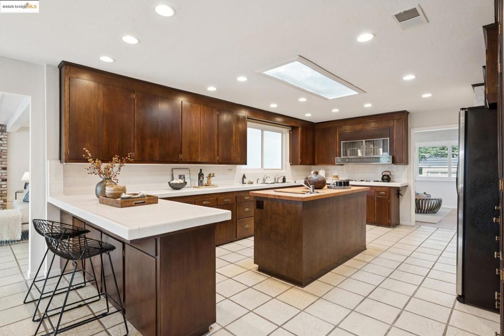 SEQUOYAH - Residential