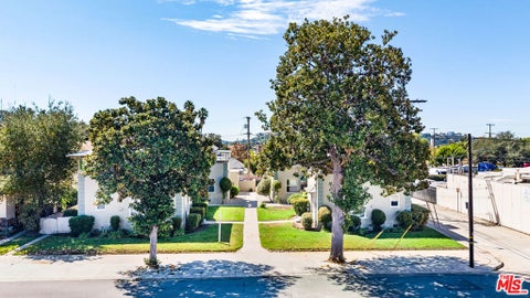Photo of 1418 E Wilson Avenue, Glendale, CA 91206 (MLS # 26103401)