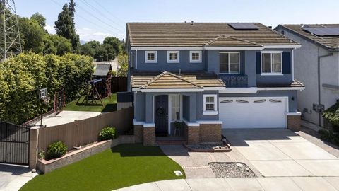Photo of 2202 Estee Court, San Jose, CA 95133 (MLS # ML82045070)