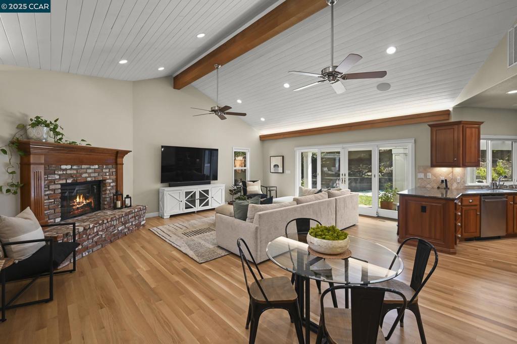 WOODCREEK - Residential