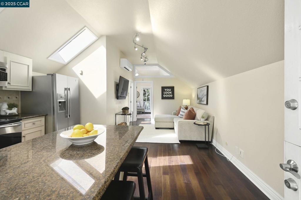 WOODCREEK - Residential