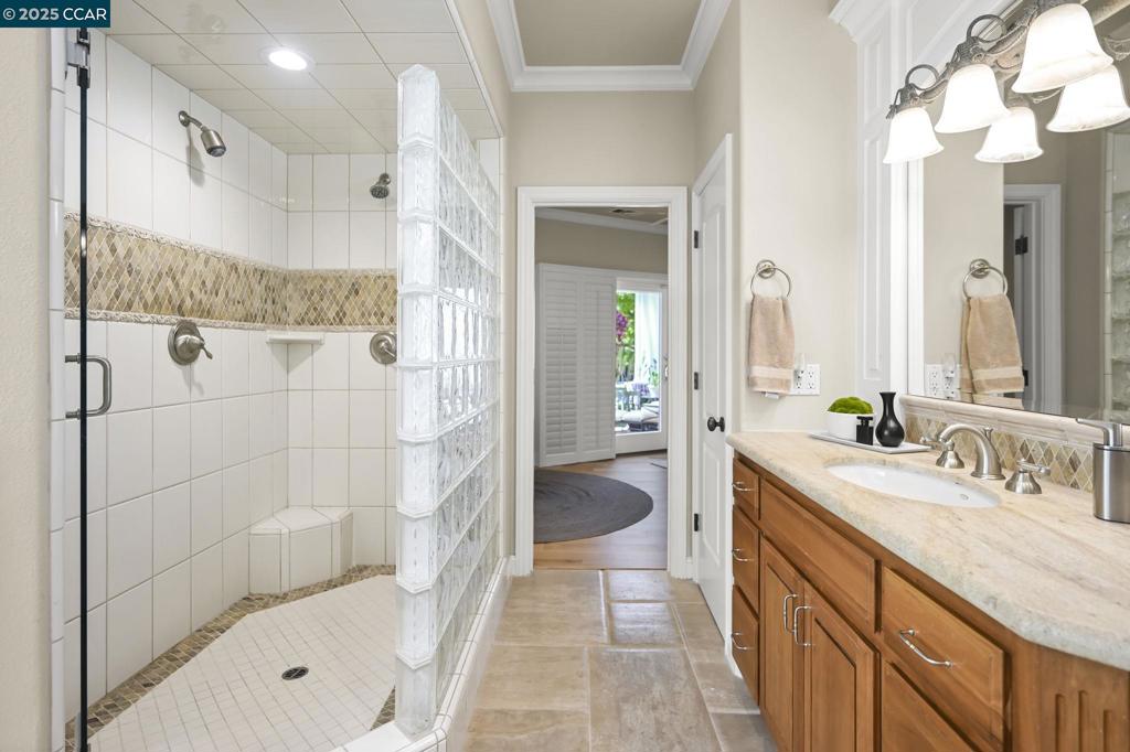 WOODCREEK - Residential