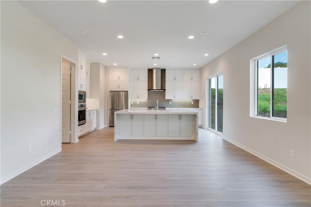 6536 Canyon Oaks Drive