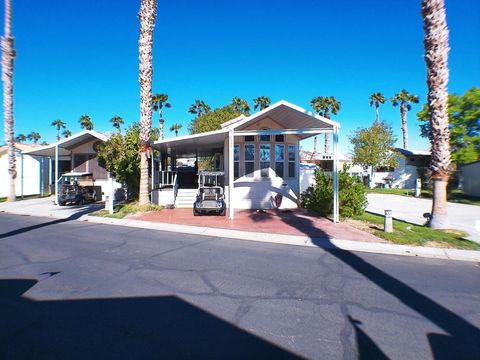 Photo of 84136 Ave 44, #558 Ave, Indio, CA 92203 (MLS # 219119674DA)