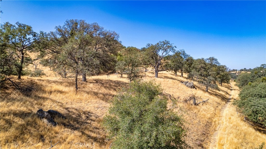 18750 Alameda Pl
