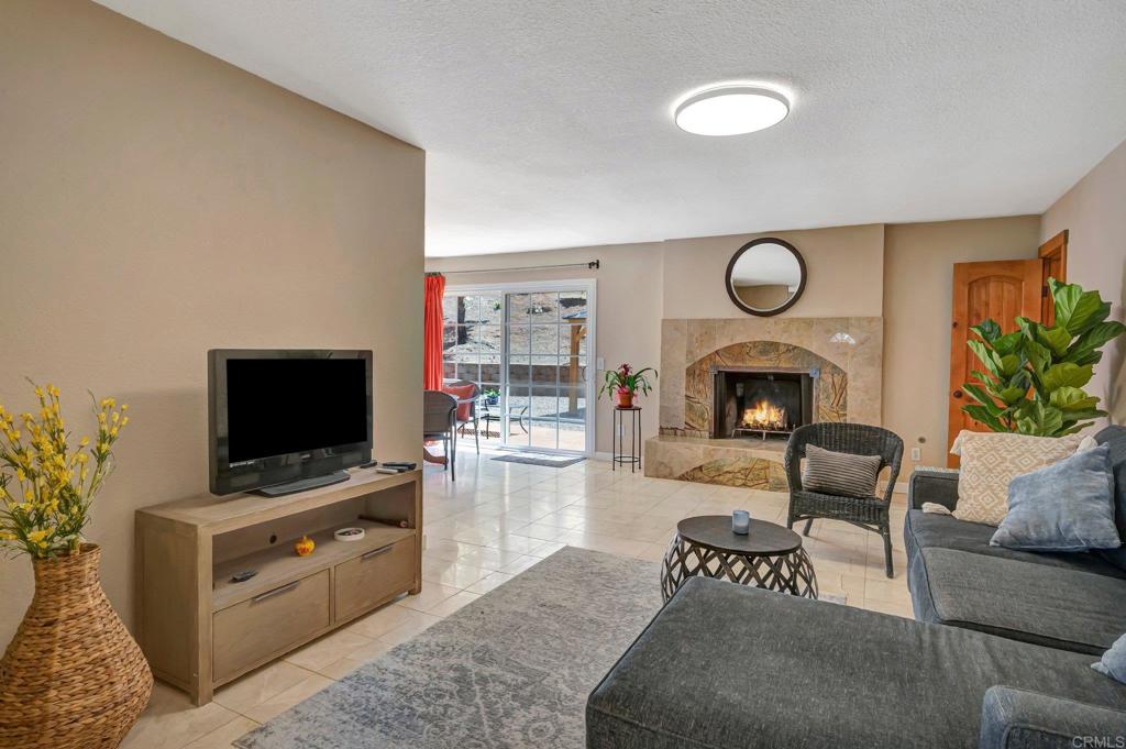 13915 Proctor Valley Rd