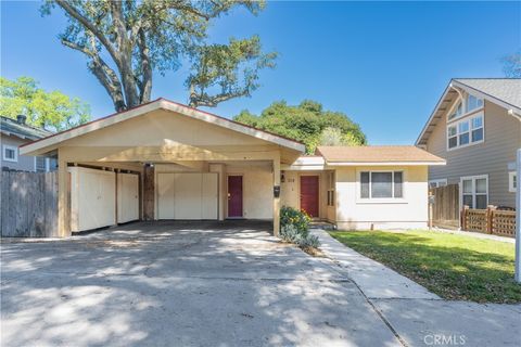 Photo of 309 15th Street, Paso Robles, CA 93446 (MLS # NS25267945)