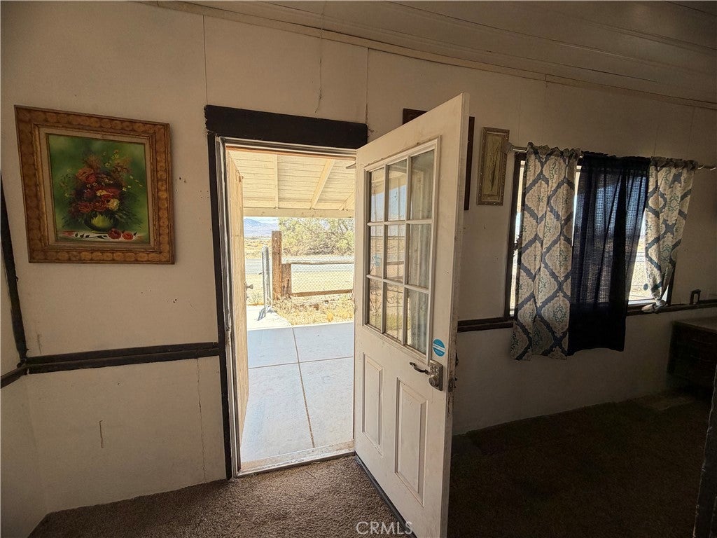 567 W Yermo
