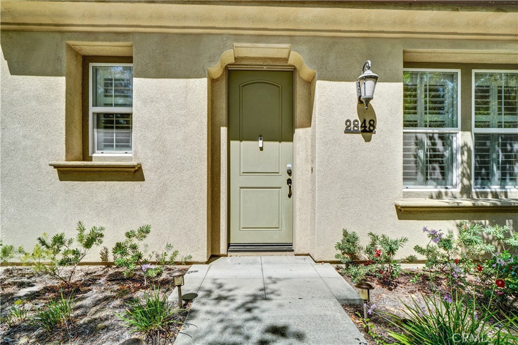 2848 E Pacific Court
