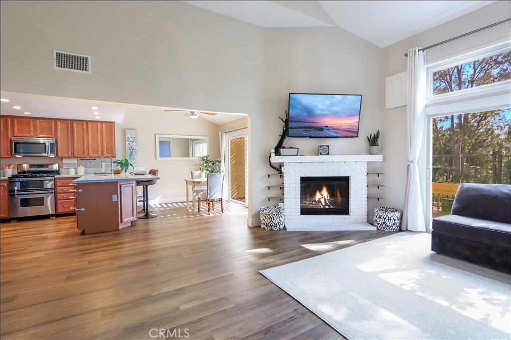 21055 Avenida Magnifica
