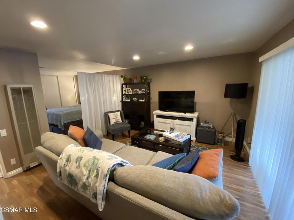 31567 Lindero Canyon Road 6